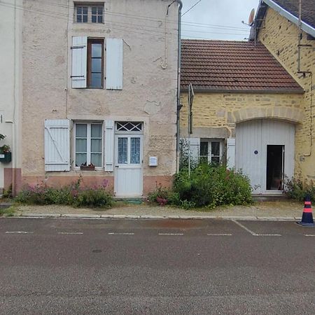 Gite Meuble 6 Personnes 2 Etoiles Haute Cote D'Or Proche Des Merveilles Touristiques Saint-Marc-sur-Seine Exterior foto